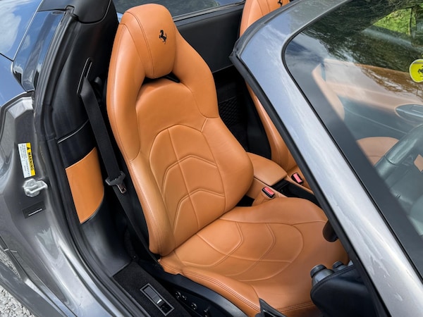 Used Ferrari 488 2016 for sale - 75531610: Photo 17