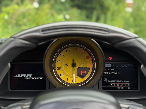 Used Ferrari 488 2016 for sale - 75531610: Photo 34