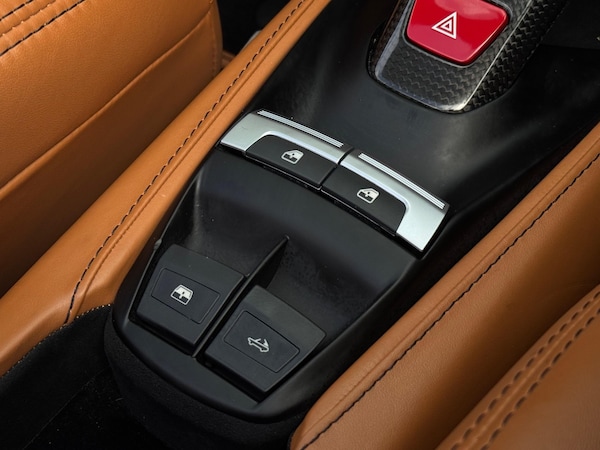 Used Ferrari 488 2016 for sale - 75531610: Photo 39