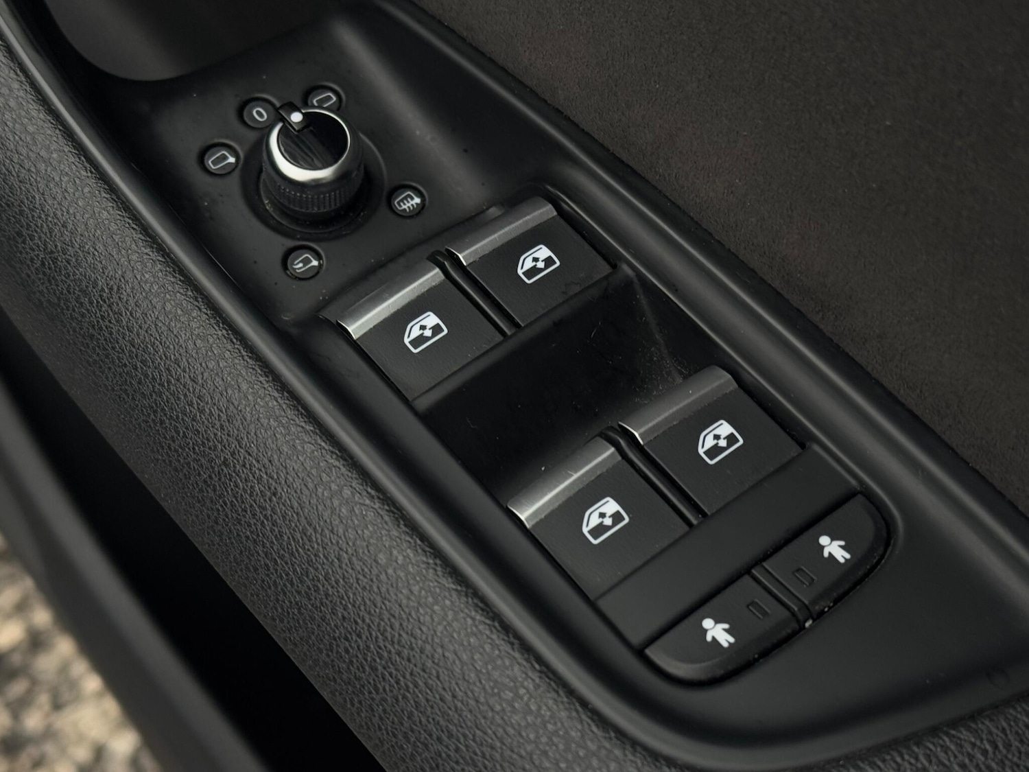 Used Audi Q7 2015 for sale - 77174503: Photo 48