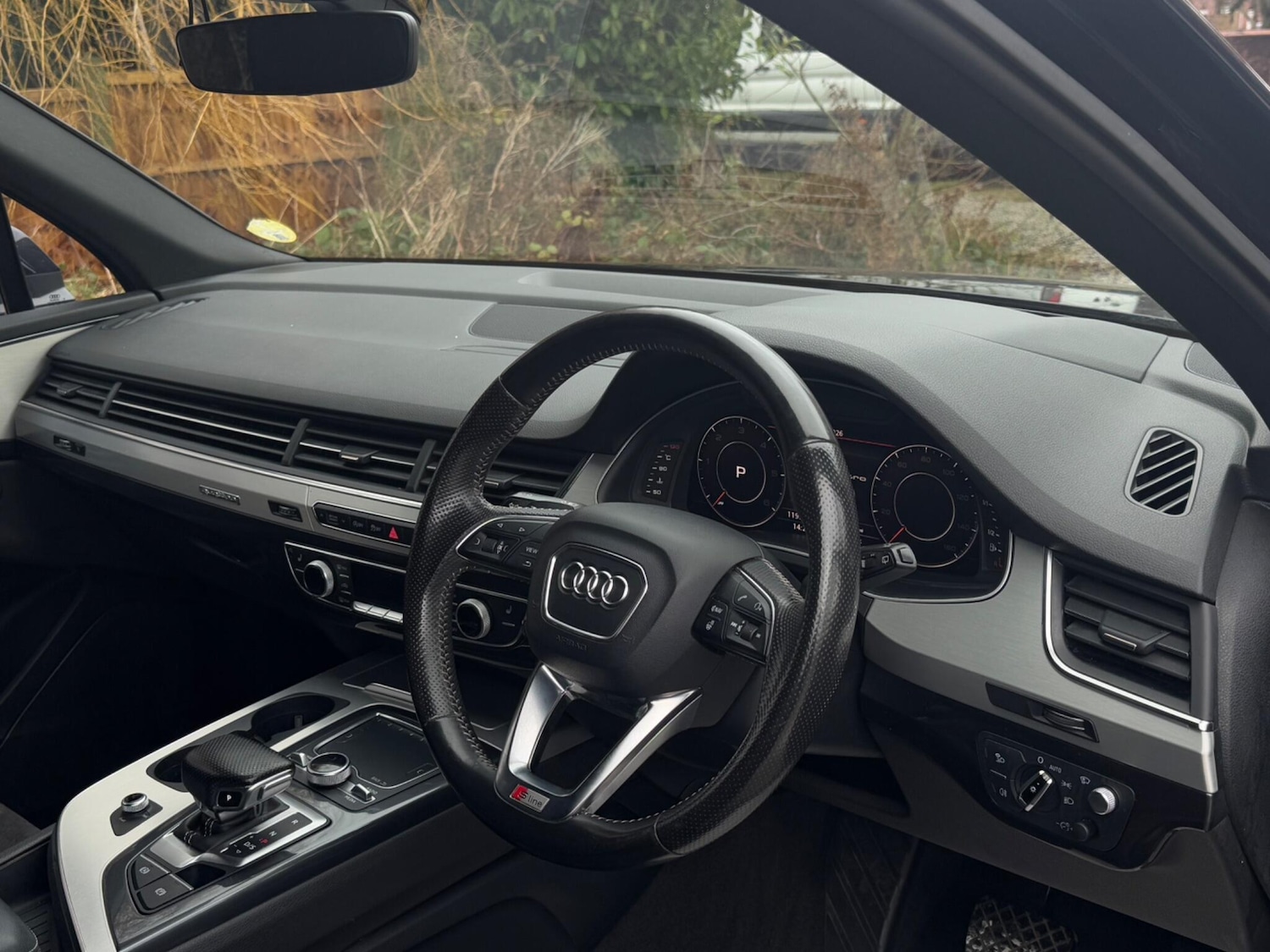 Used Audi Q7 2015 for sale - 77174503: Photo 76