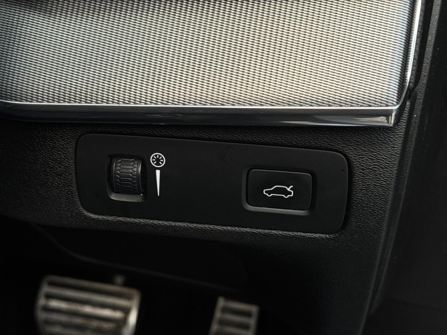 Used Volvo XC90 2018 for sale - 77255018: Photo 69