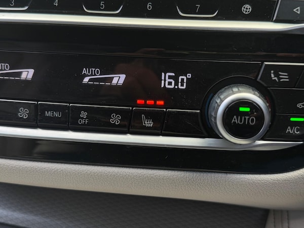 Used BMW 5 Series 2018 for sale - 75634959: Photo 42