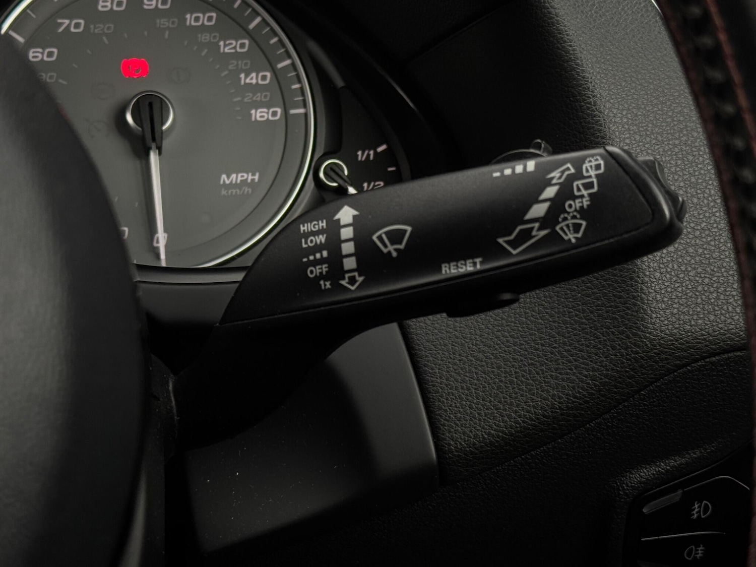 Used Audi SQ5 2015 for sale - 77478831: Photo 41