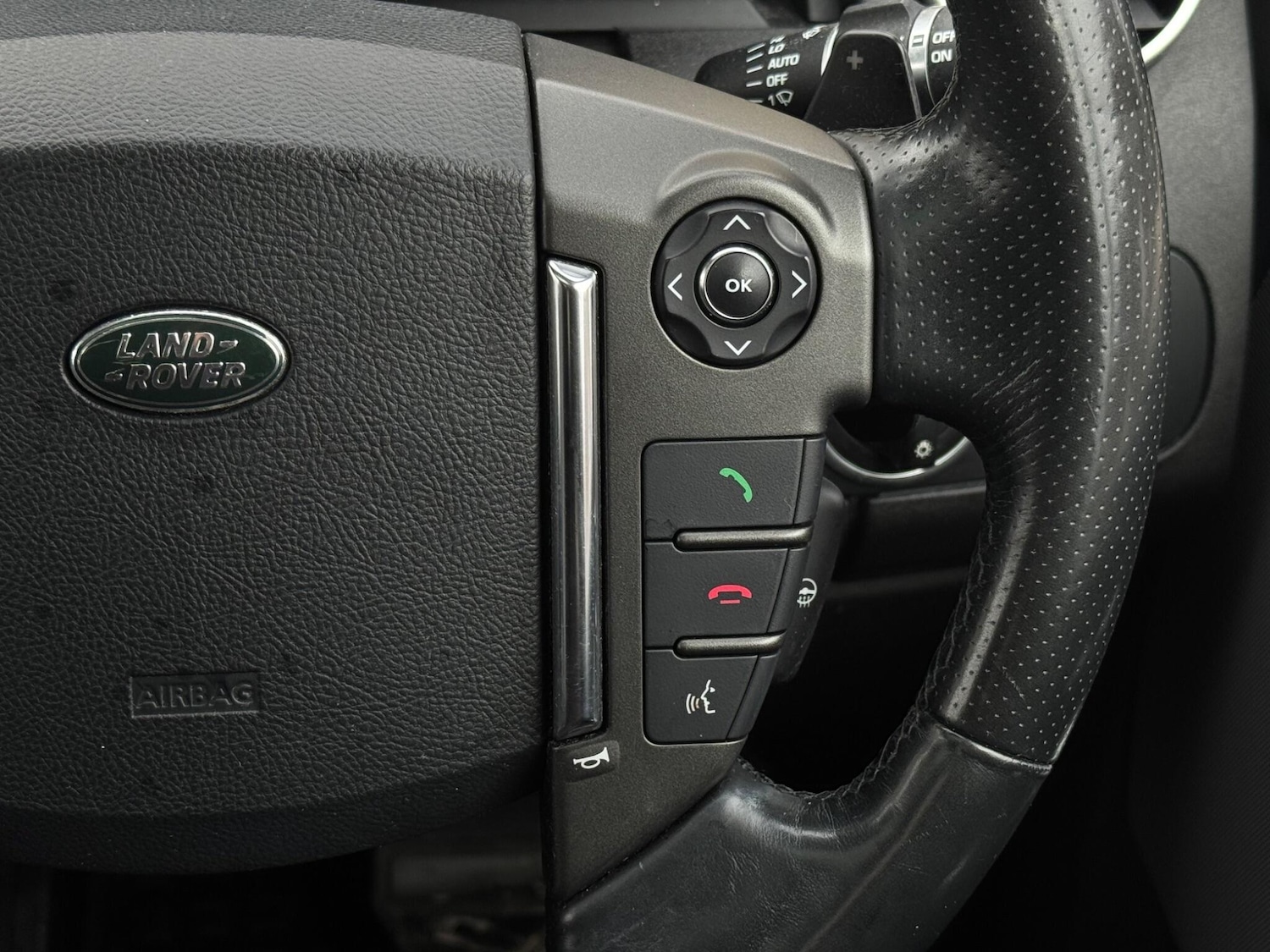 Used Land Rover Discovery 4 2015 for sale - 77658716: Photo 38