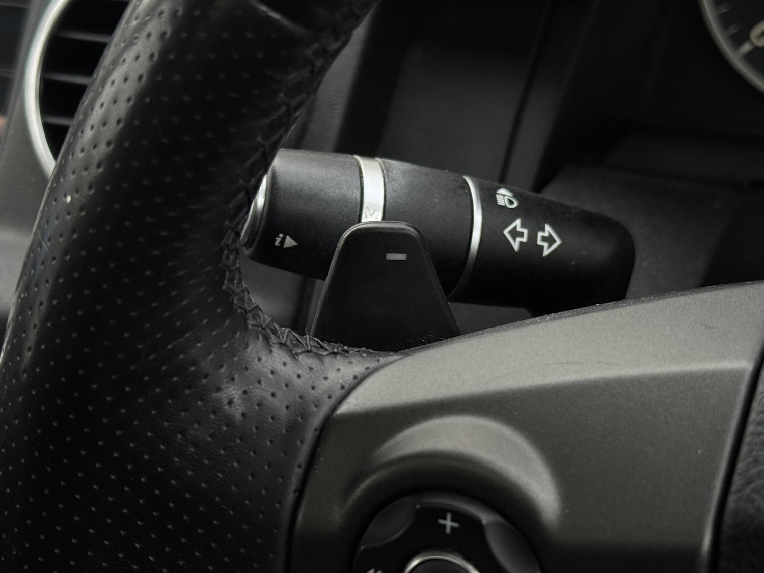 Used Land Rover Discovery 4 2015 for sale - 77658716: Photo 41