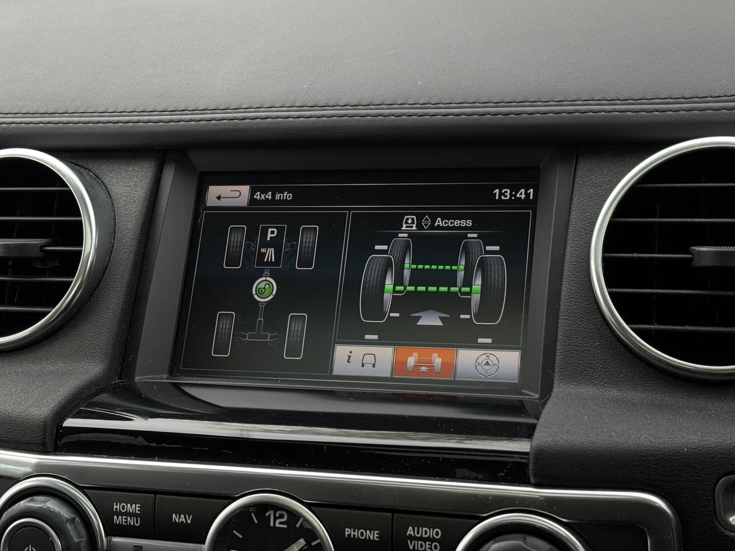 Used Land Rover Discovery 4 2015 for sale - 77658716: Photo 50