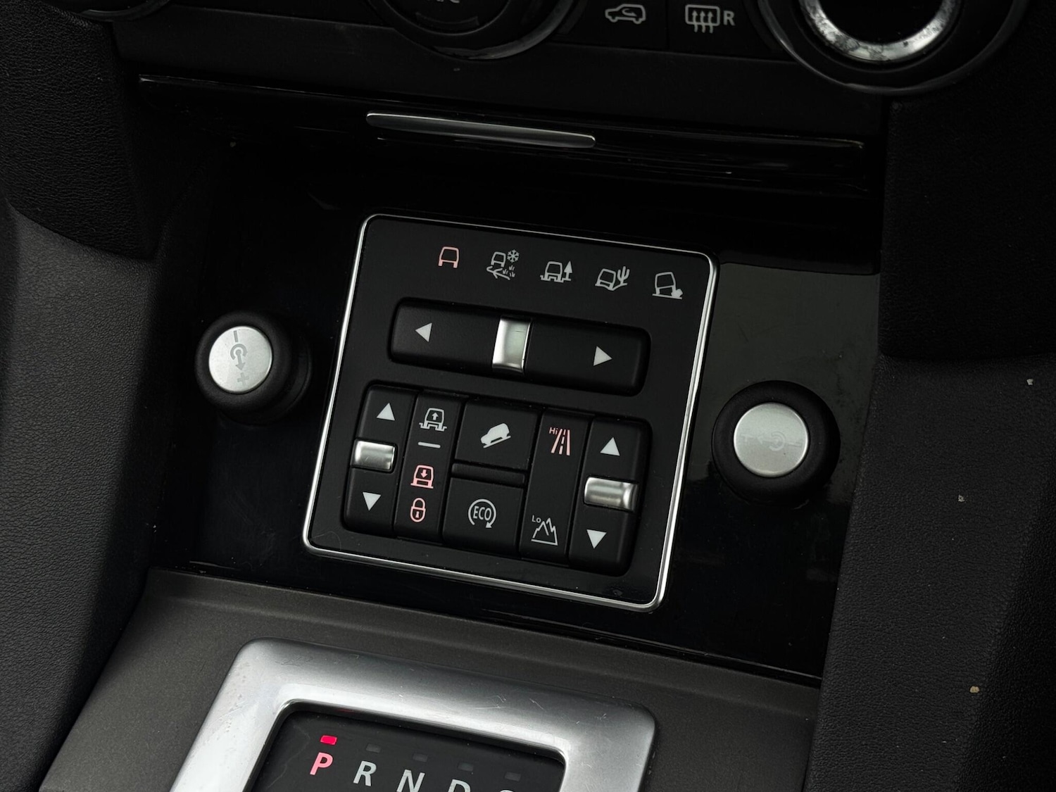 Used Land Rover Discovery 4 2015 for sale - 77658716: Photo 65