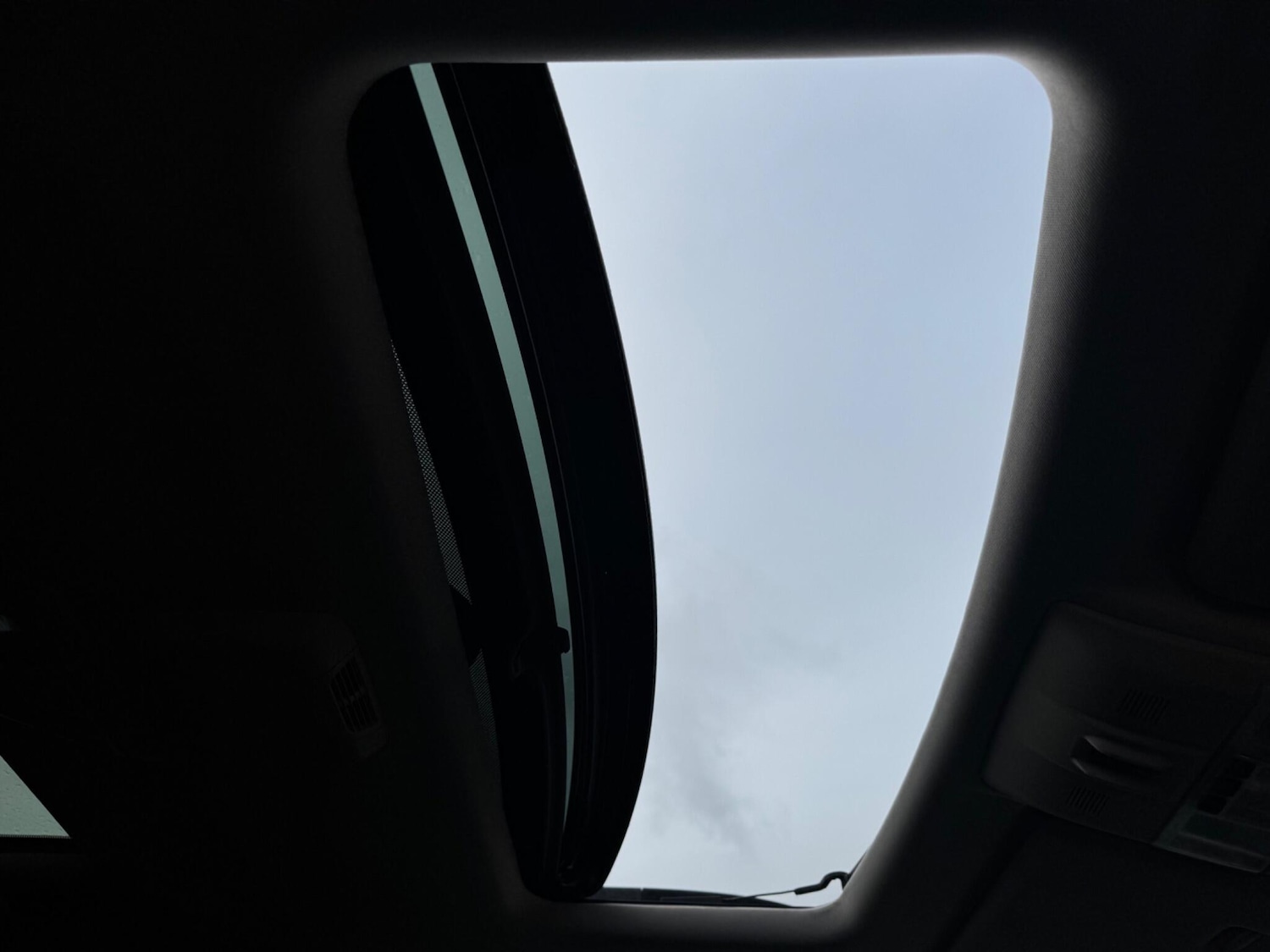 Used Land Rover Discovery 4 2015 for sale - 77658716: Photo 70