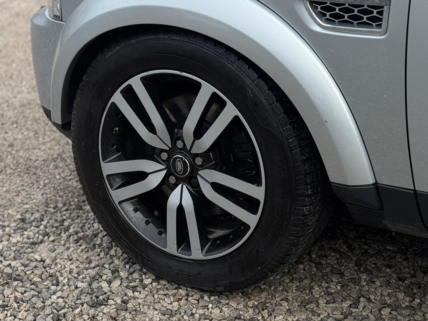 Used Land Rover Discovery 4 2015 for sale - 77658716: Photo 96