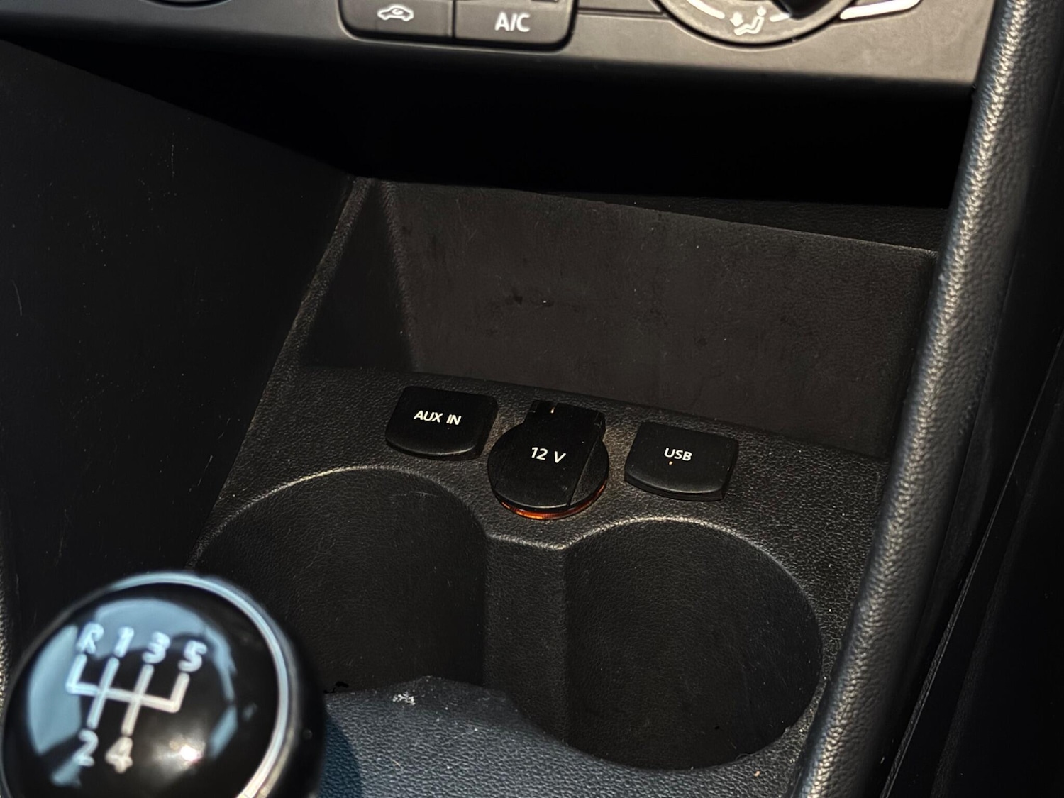 Used Volkswagen Polo 2015 for sale - 76432047: Photo 50