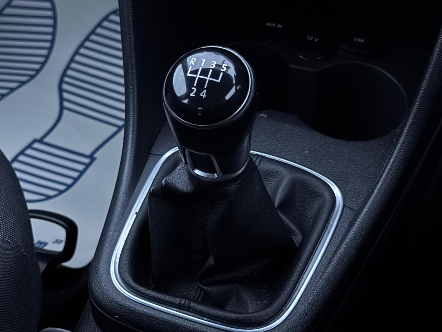 Used Volkswagen Polo 2015 for sale - 76432047: Photo 51