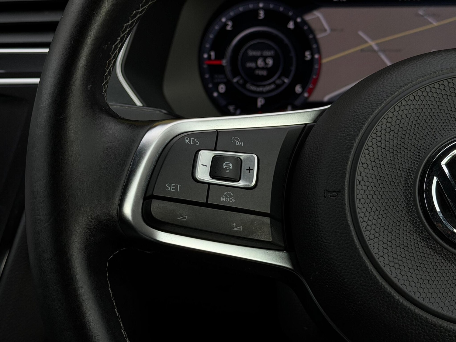 Used Volkswagen Tiguan 2016 for sale - 76992718: Photo 28