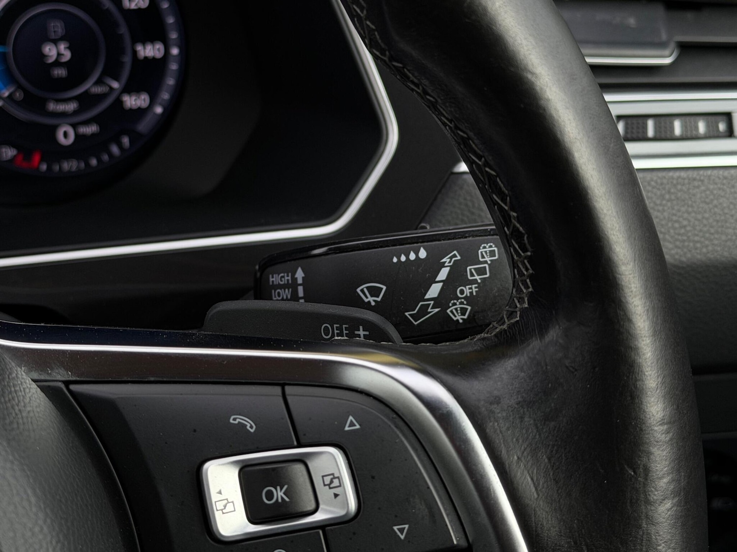 Used Volkswagen Tiguan 2016 for sale - 76992718: Photo 32