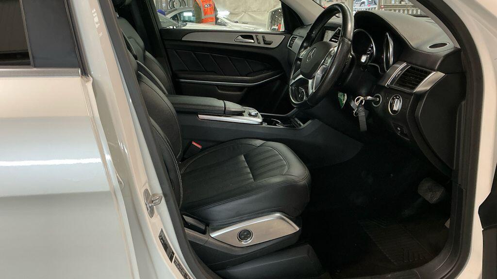 Used Mercedes-Benz GL Class 2013 for sale - 76992859: Photo 7