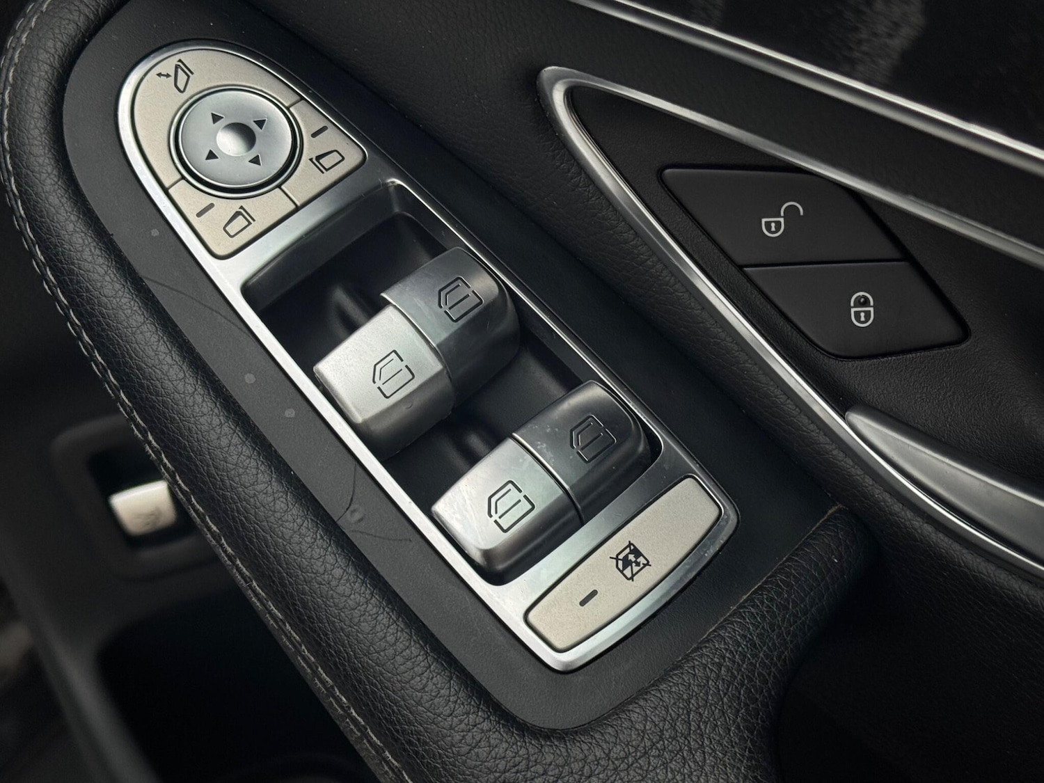 Used Mercedes-Benz GLC 2017 for sale - 77376545: Photo 71