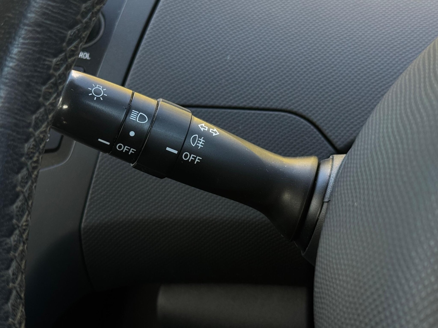 Used Toyota Yaris 2006 for sale - 76990992: Photo 34