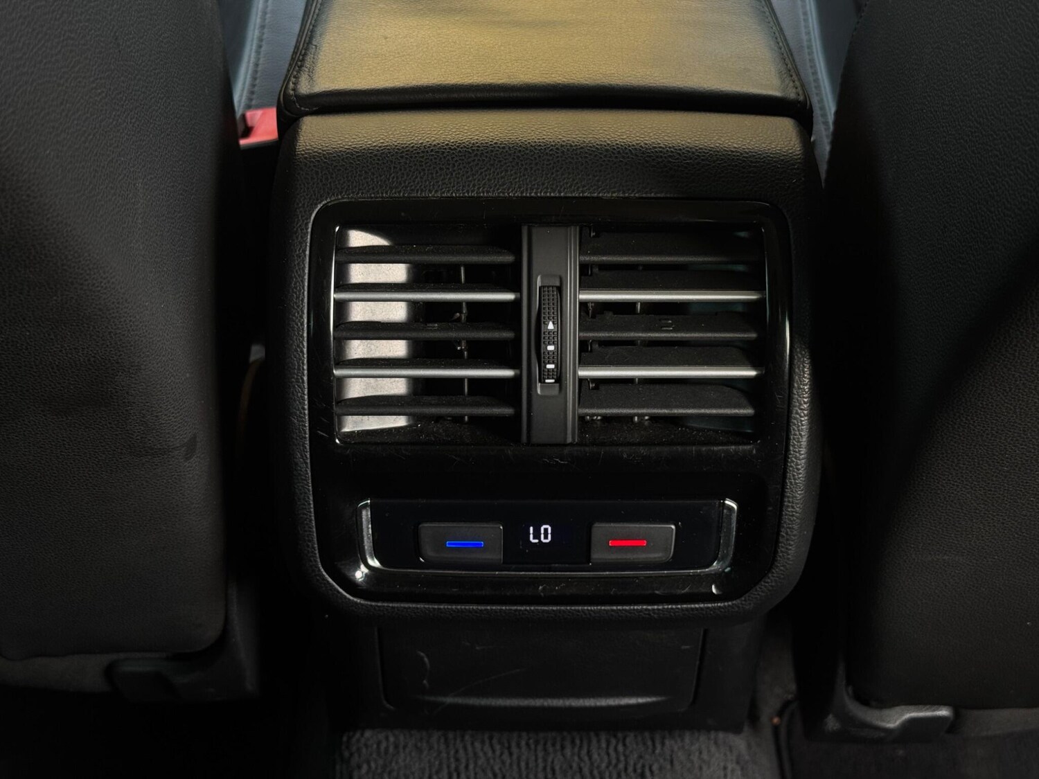 Used Volkswagen Passat 2016 for sale - 74478251: Photo 53