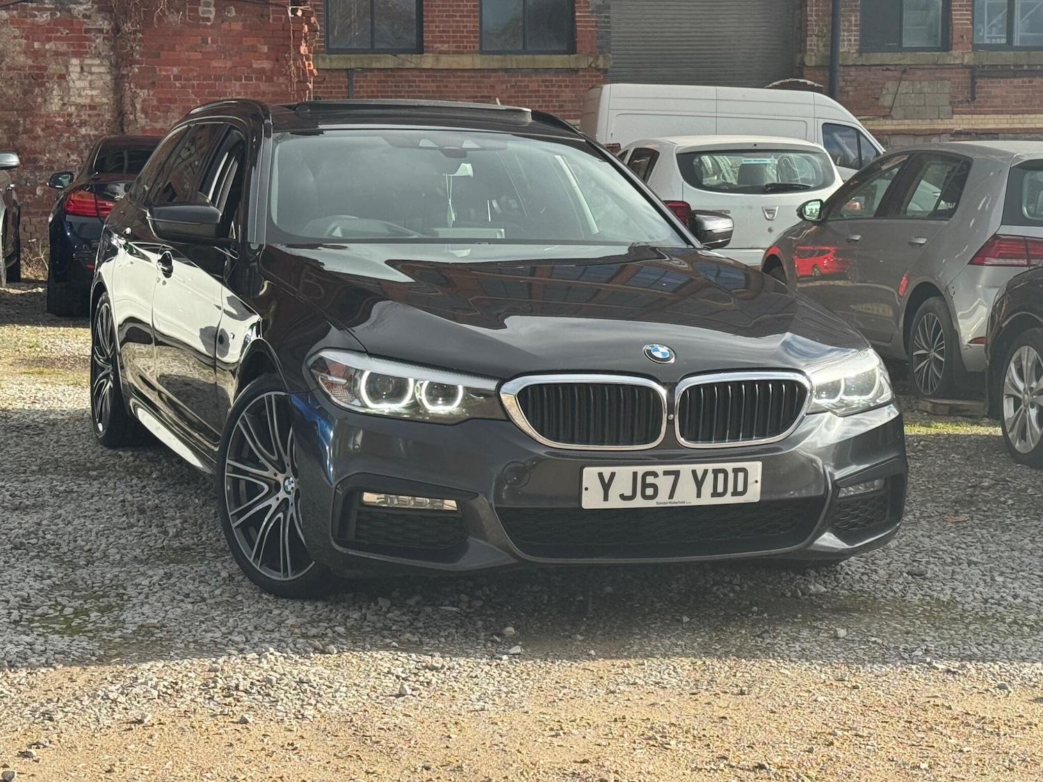 Used BMW 5 Series 2017 for sale - 76512629: Photo 1