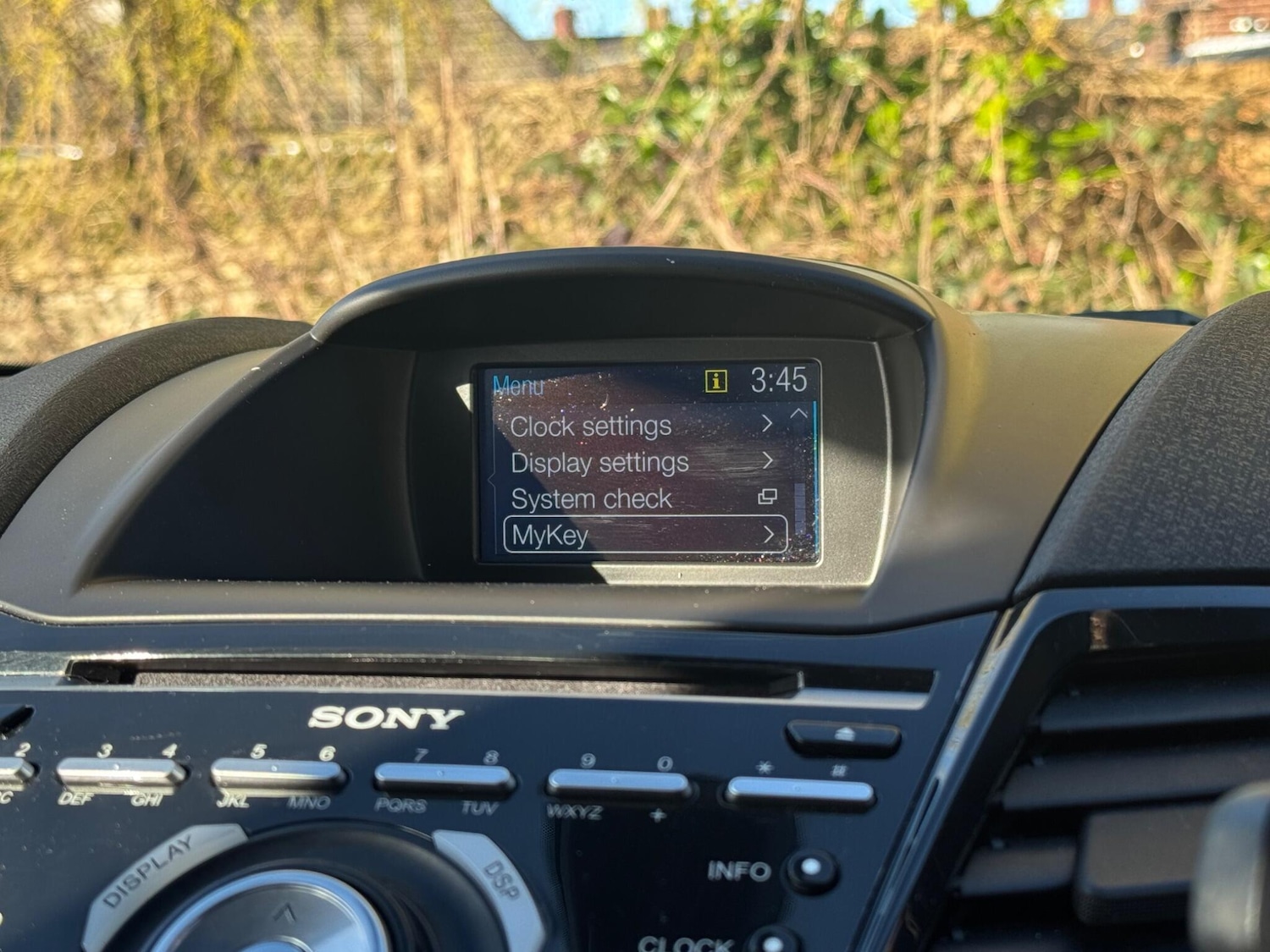 Used Ford Fiesta 2015 for sale - 77940799: Photo 41