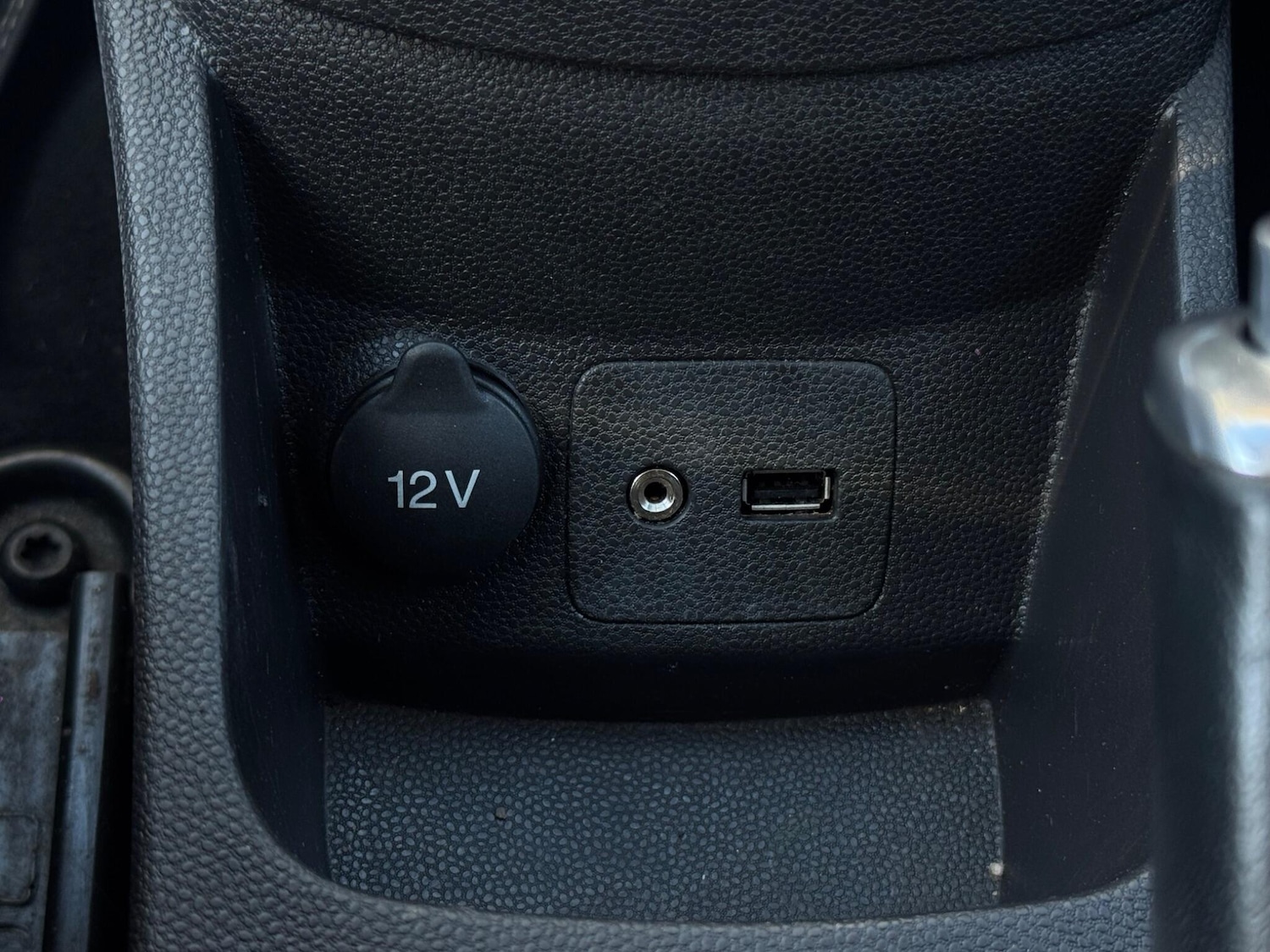 Used Ford Fiesta 2015 for sale - 77940799: Photo 53