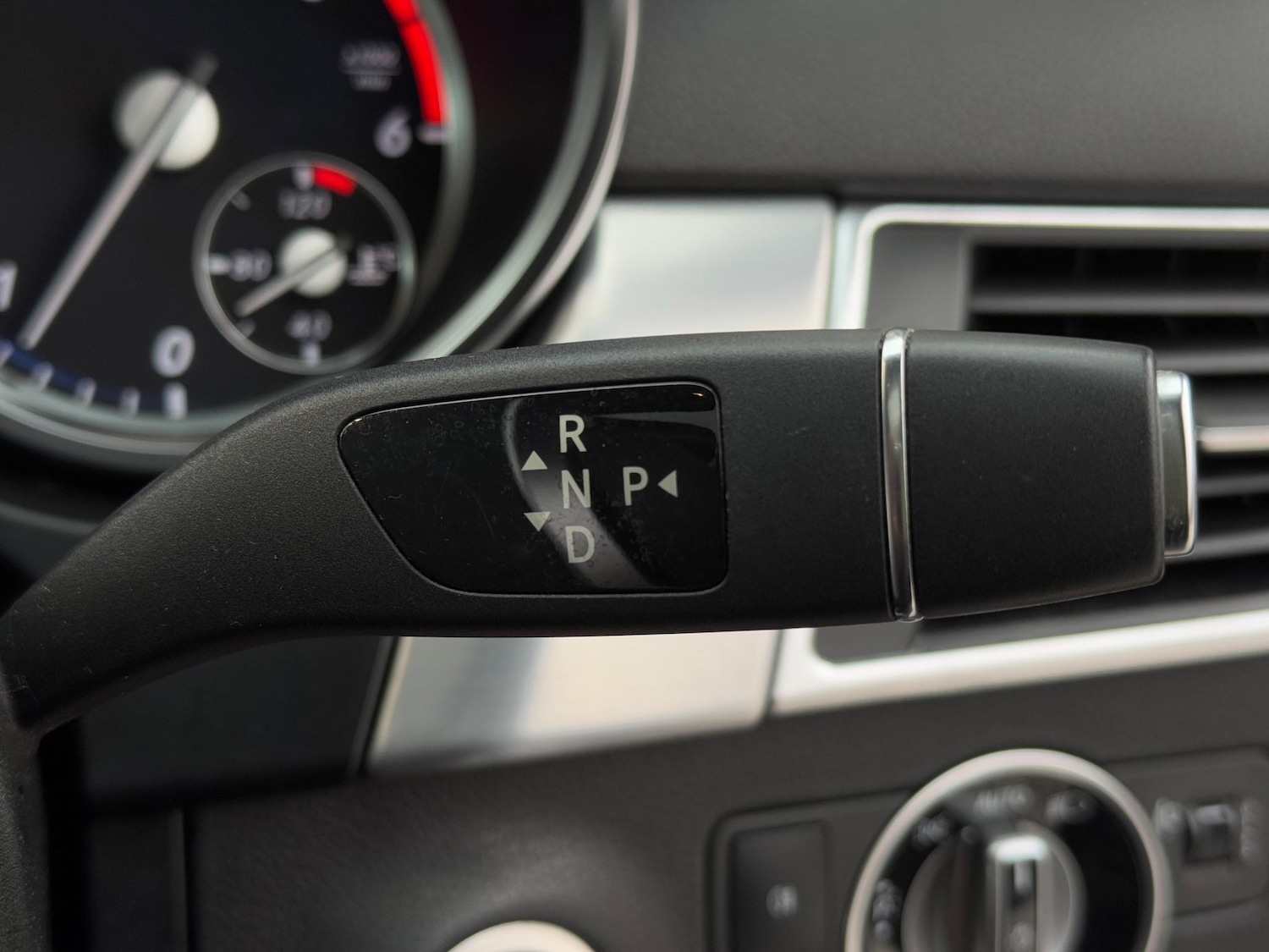 Used Mercedes-Benz M Class 2013 for sale - 76990989: Photo 41