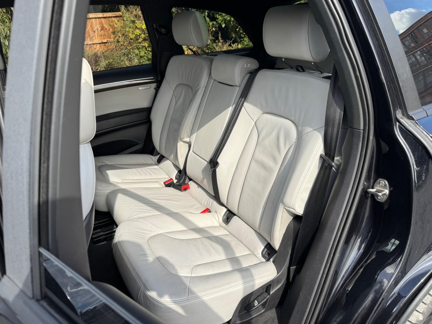 Used Audi Q7 2012 for sale - 76865617: Photo 21