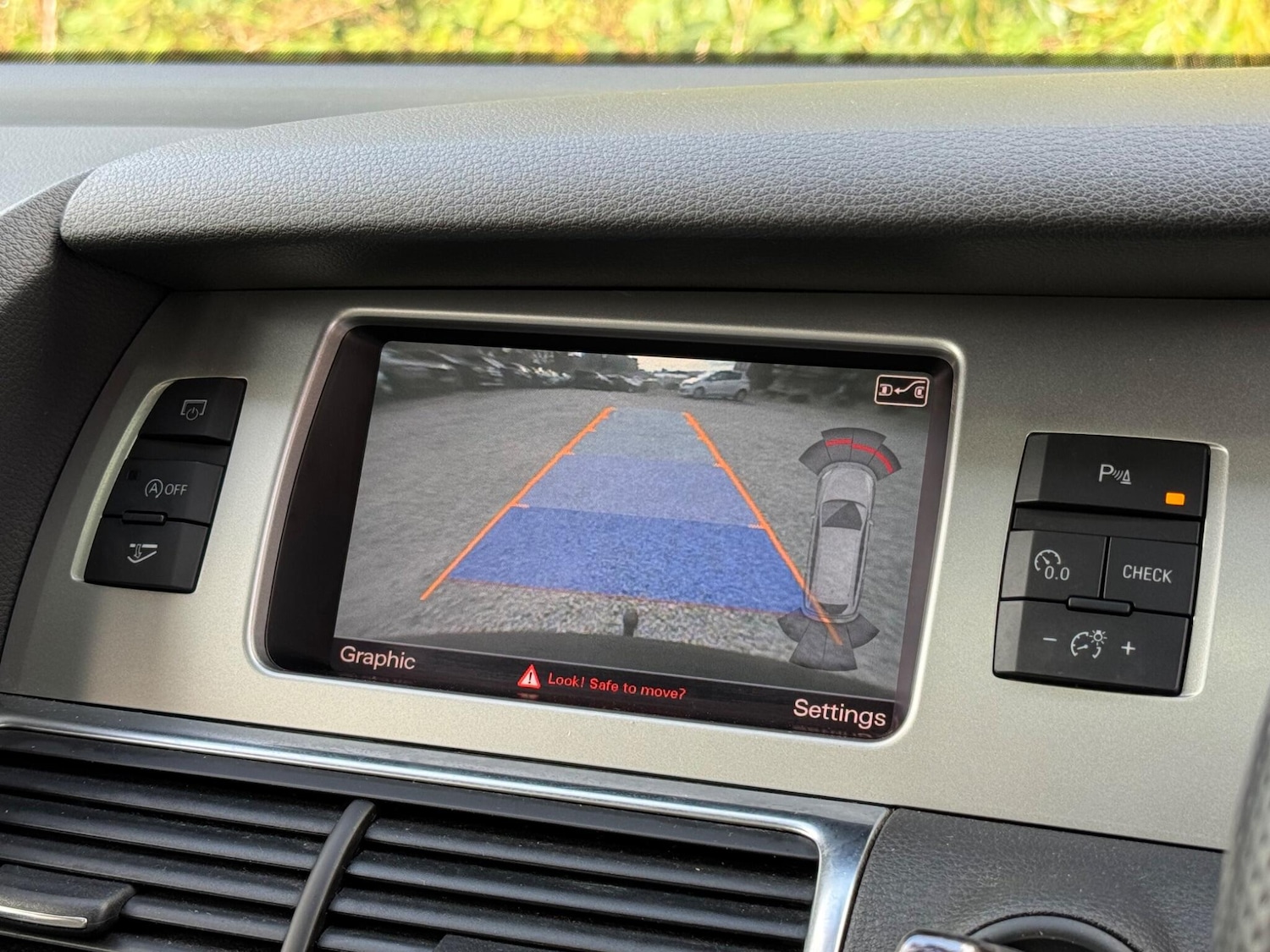 Used Audi Q7 2012 for sale - 76865617: Photo 72