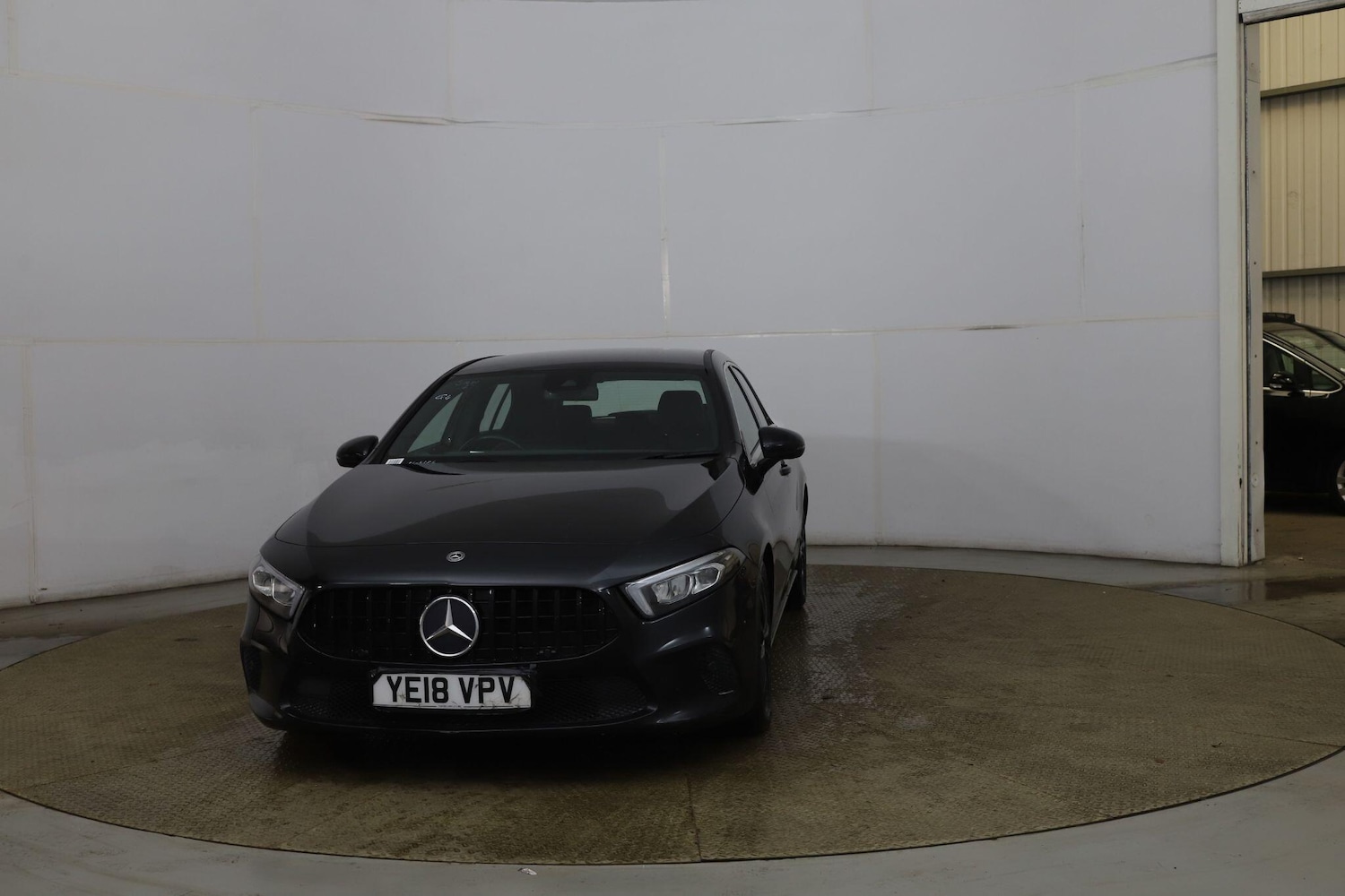 Used Mercedes-Benz A-Class 2018 for sale - 77229467: Photo 2