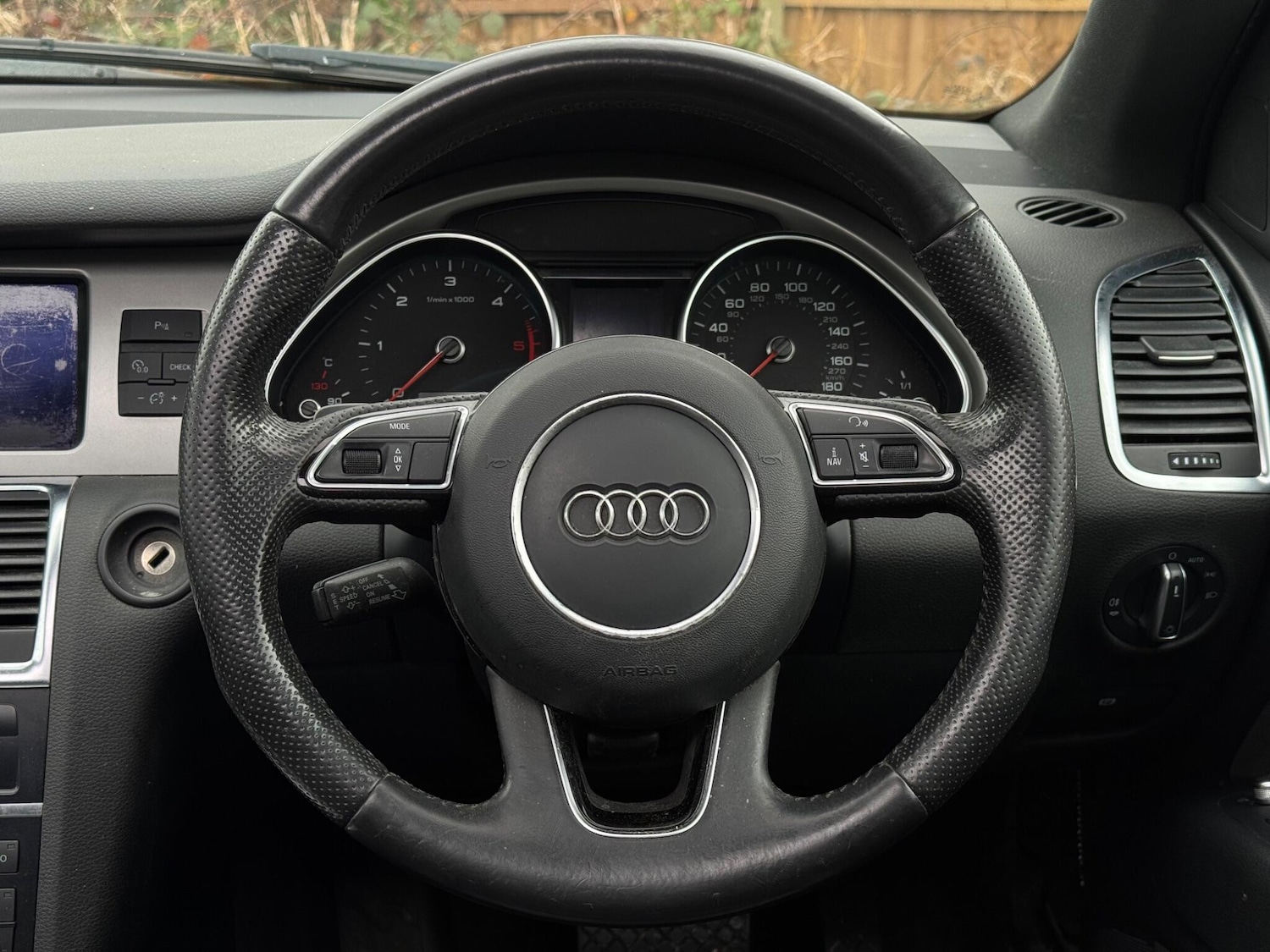 Used Audi Q7 2014 for sale - 77441000: Photo 35