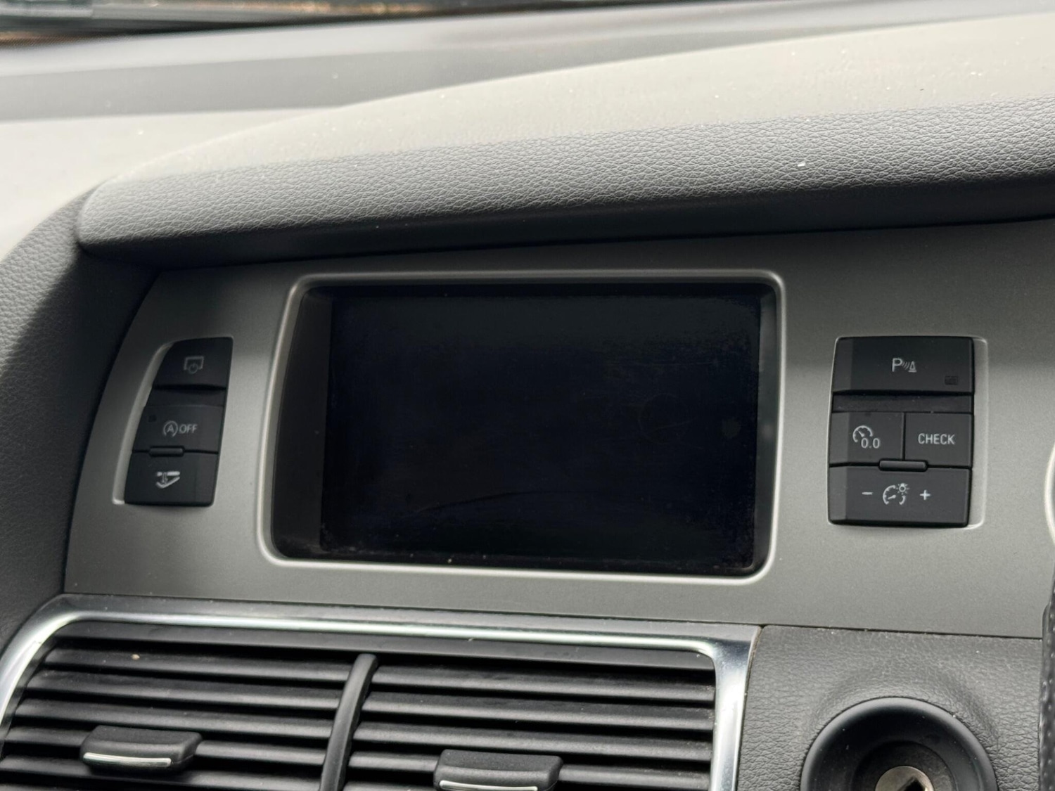 Used Audi Q7 2014 for sale - 77441000: Photo 46