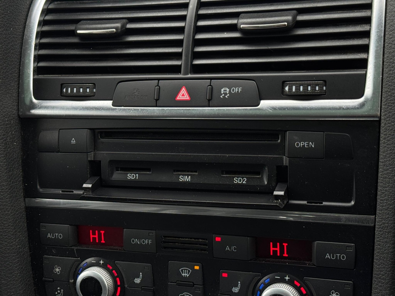 Used Audi Q7 2014 for sale - 77441000: Photo 59