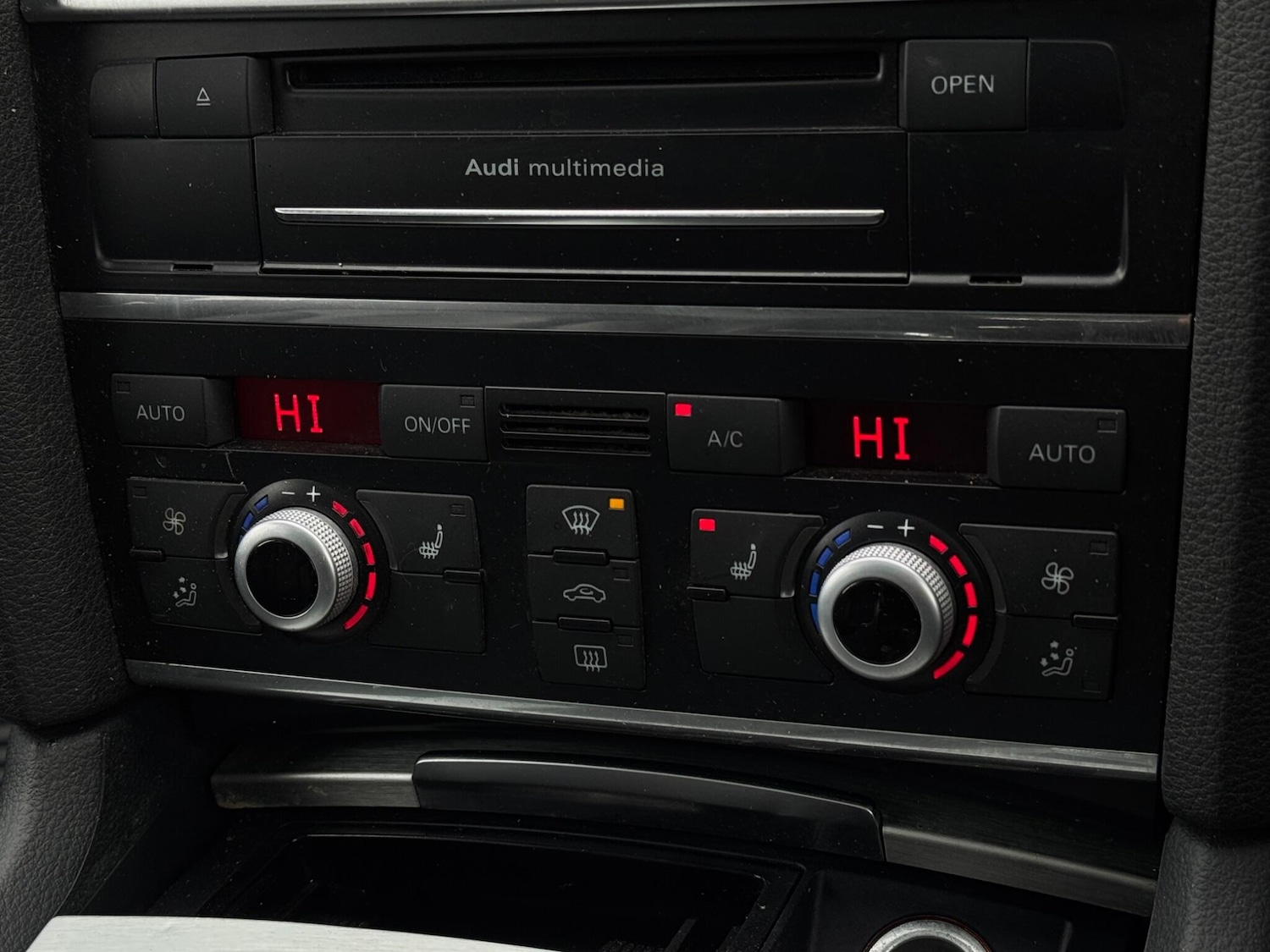 Used Audi Q7 2014 for sale - 77441000: Photo 60