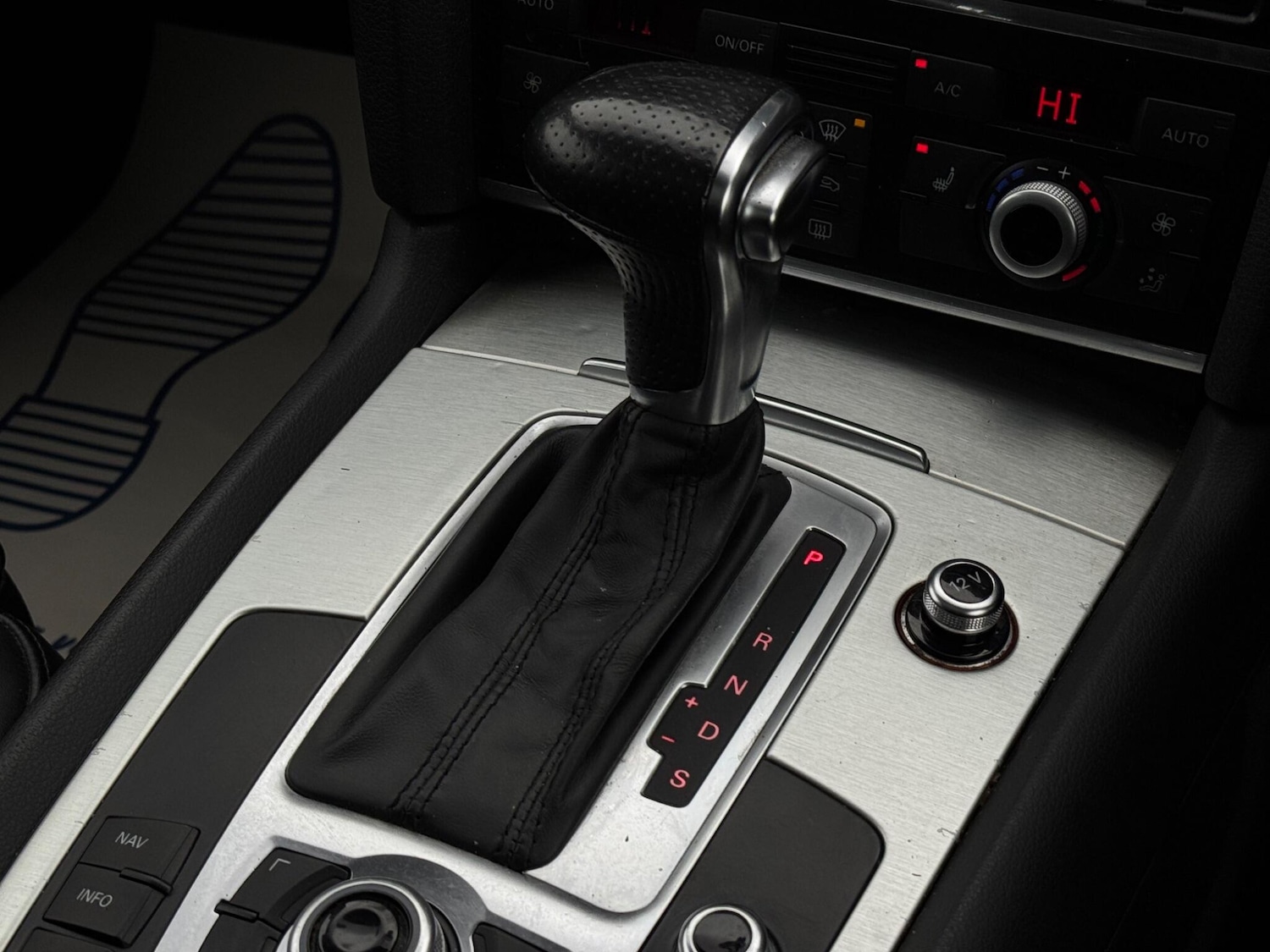 Used Audi Q7 2014 for sale - 77441000: Photo 63