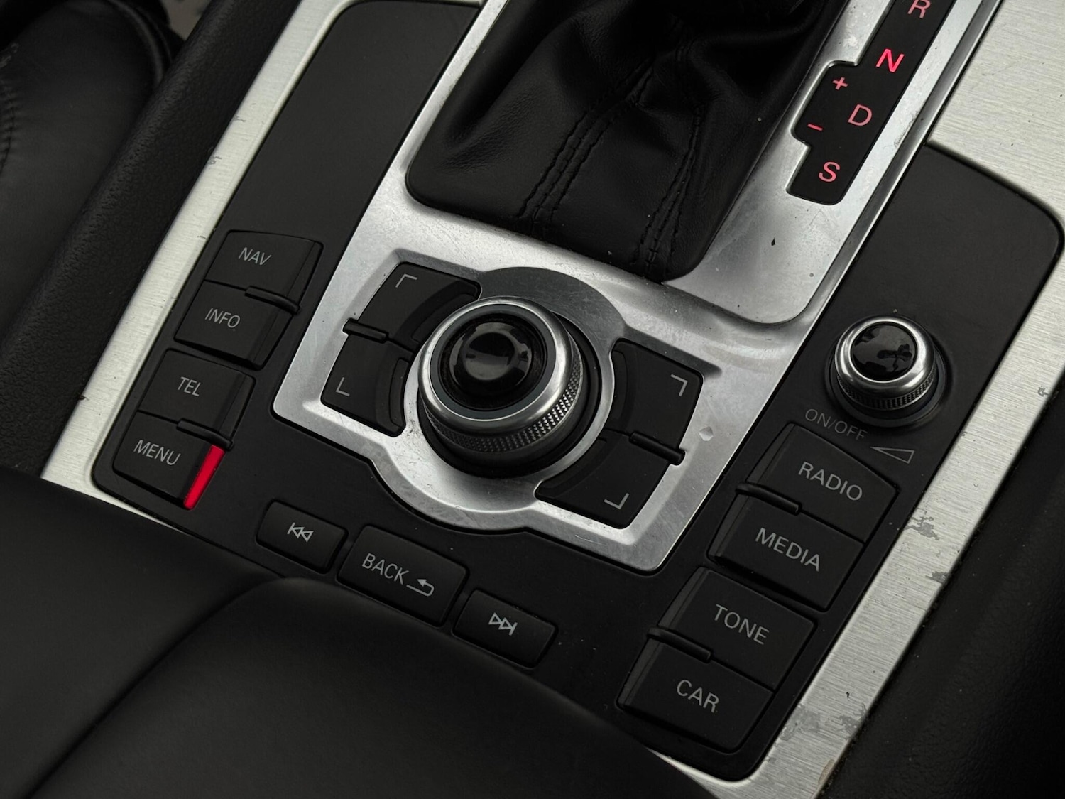 Used Audi Q7 2014 for sale - 77441000: Photo 65