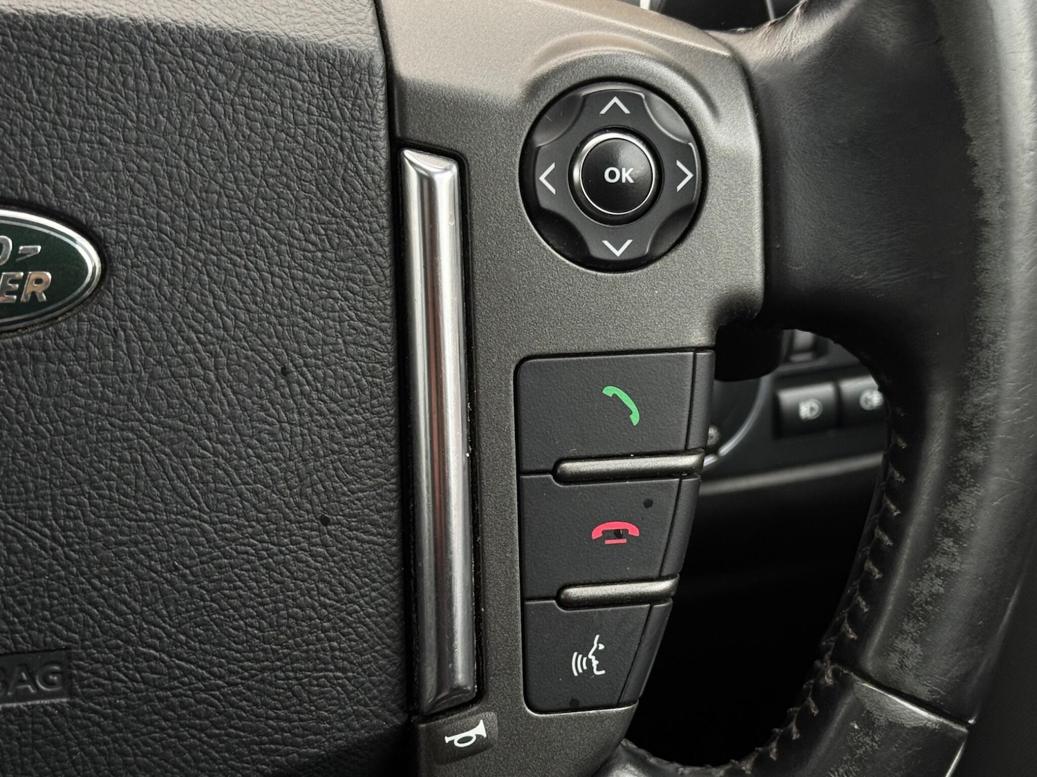 Used Land Rover Discovery 4 2015 for sale - 77268019: Photo 38