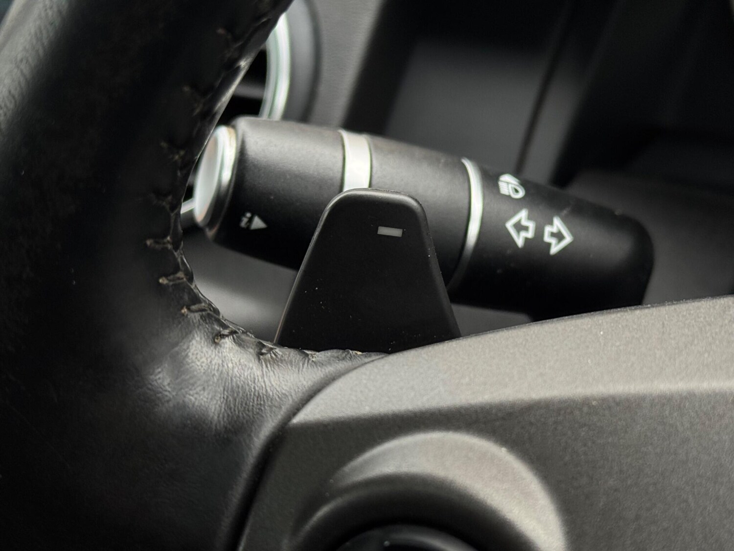 Used Land Rover Discovery 4 2015 for sale - 77268019: Photo 39