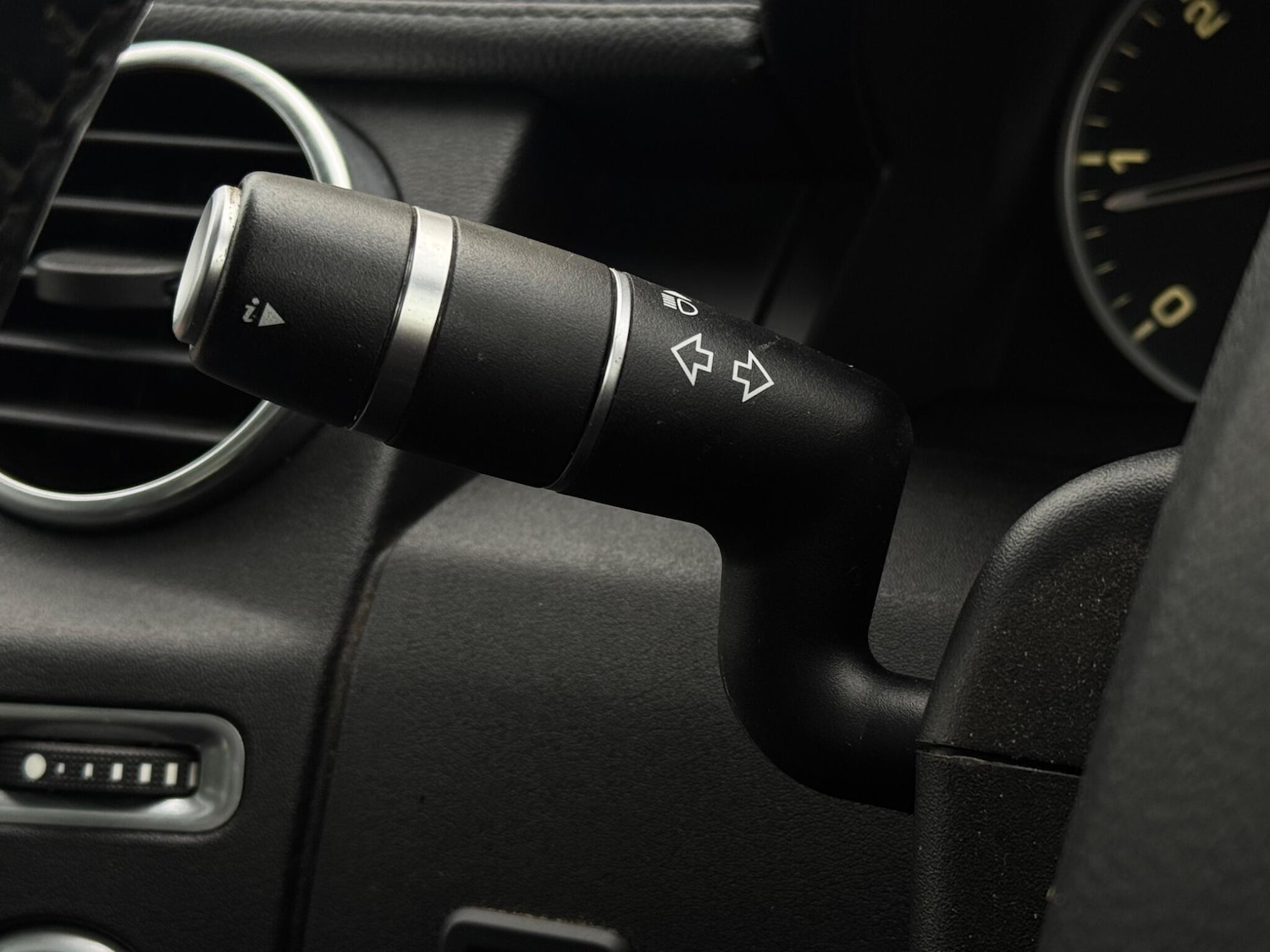 Used Land Rover Discovery 4 2015 for sale - 77268019: Photo 42