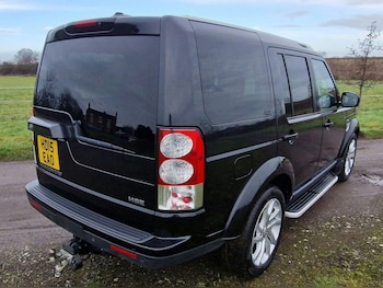 Used Land Rover Discovery 4 2015 for sale - 77268019: Photo