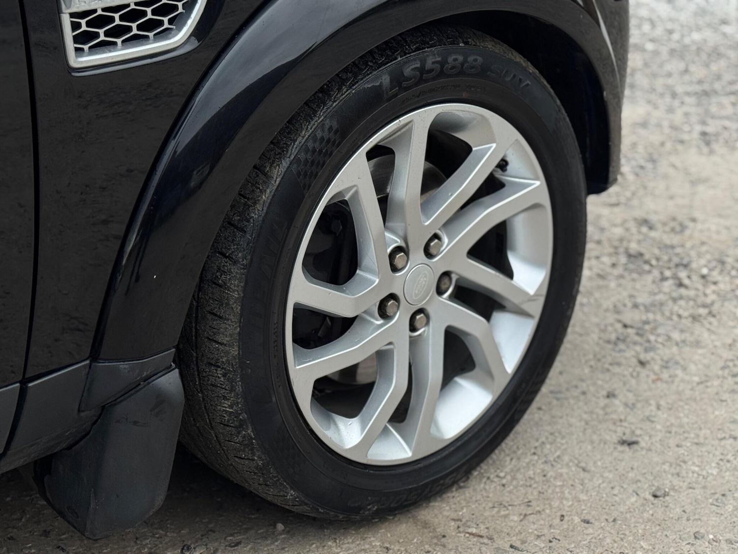 Used Land Rover Discovery 4 2015 for sale - 77268019: Photo 91