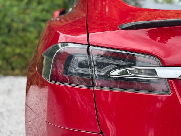 Used Tesla Model S 2015 for sale - 75268748: Photo 27