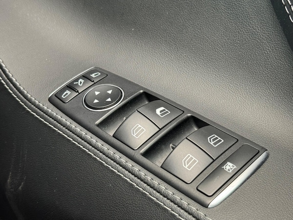 Used Tesla Model S 2015 for sale - 75268748: Photo 40
