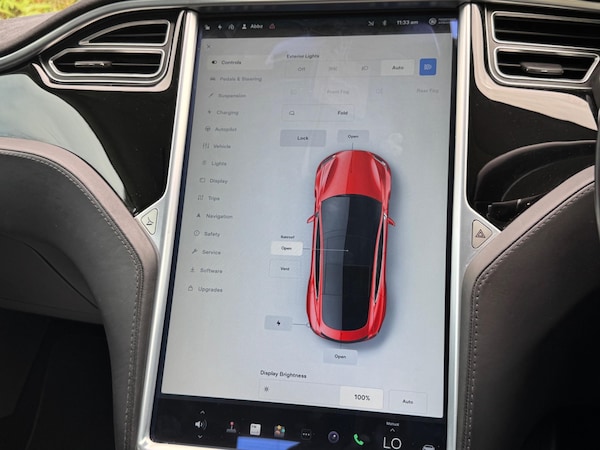 Used Tesla Model S 2015 for sale - 75268748: Photo 52