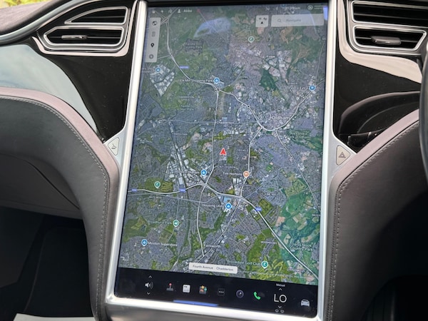 Used Tesla Model S 2015 for sale - 75268748: Photo 67
