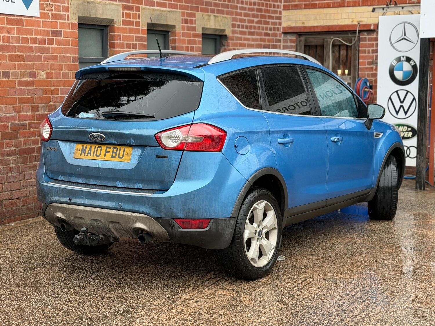 Used Ford Kuga 2010 for sale - 76942452: Photo 3