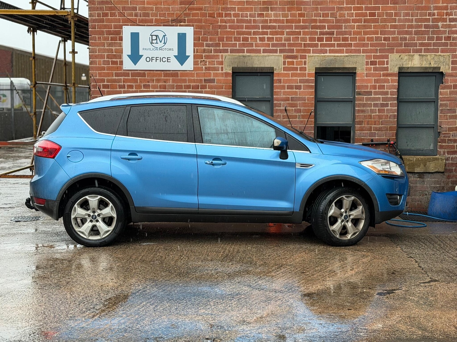 Used Ford Kuga 2010 for sale - 76942452: Photo 5