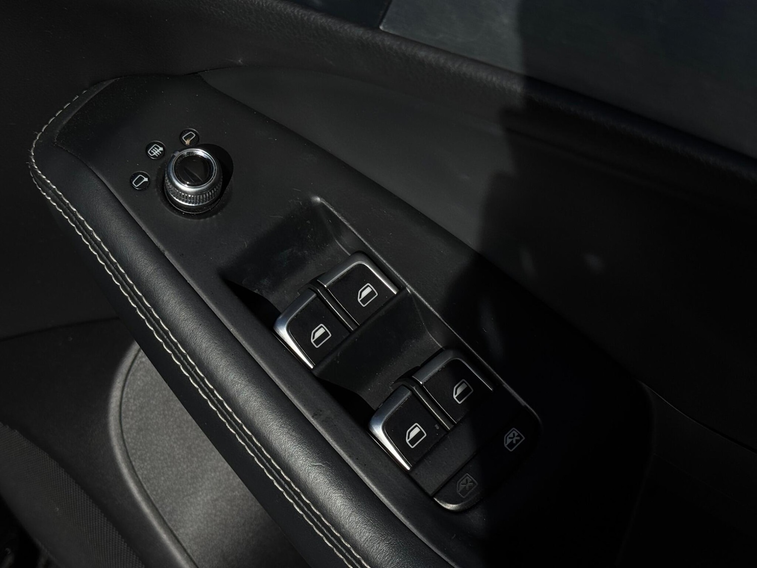 Used Audi SQ5 2015 for sale - 75927965: Photo 63