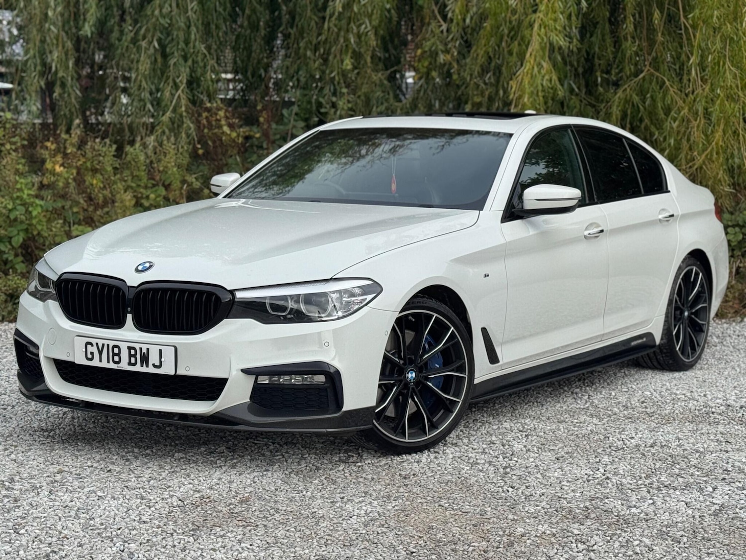 Used BMW 5 Series 2018 for sale - 76108356: Photo 2