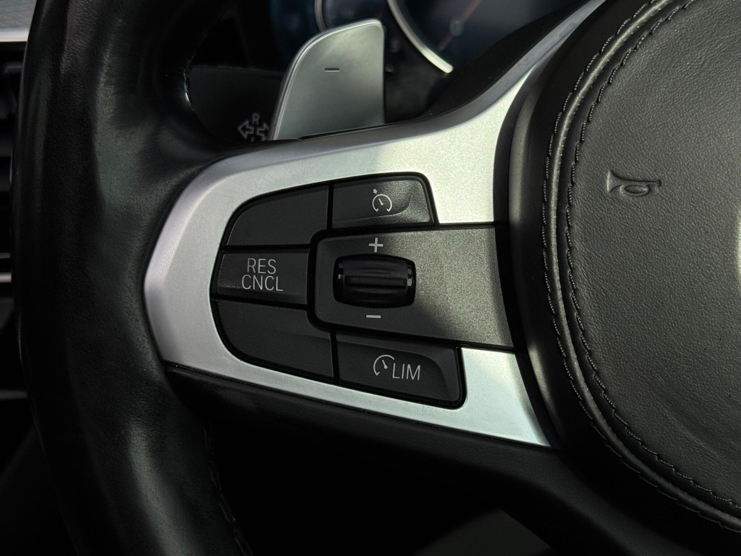 Used BMW 5 Series 2018 for sale - 76108356: Photo 33