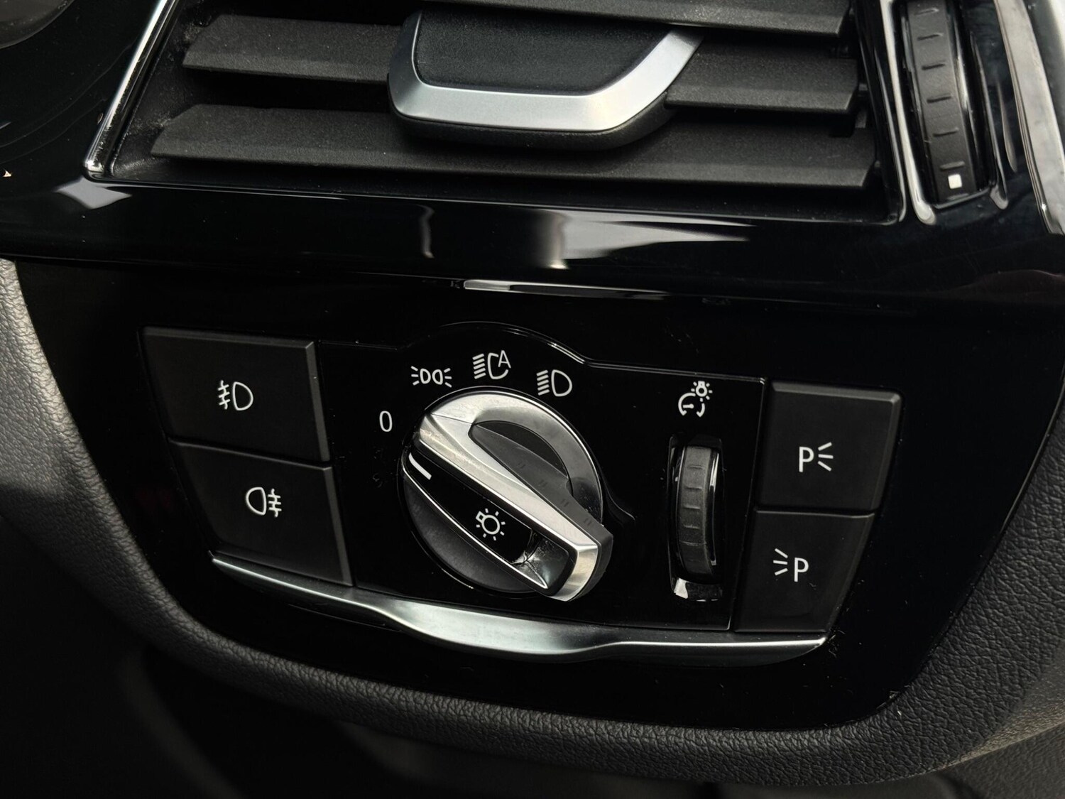 Used BMW 5 Series 2018 for sale - 76108356: Photo 70